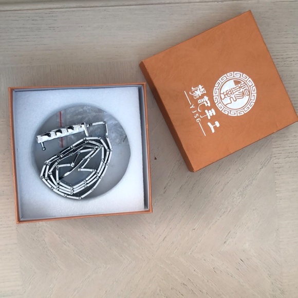 YJSG Metal Belt    NIB